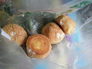 菠萝泡芙