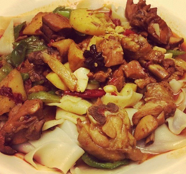大盘鸡烩面