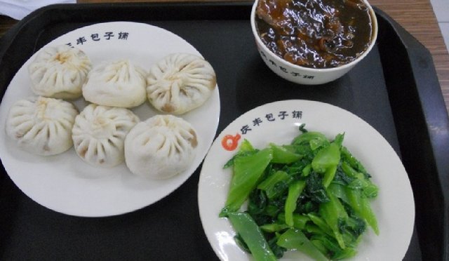 三鲜包子