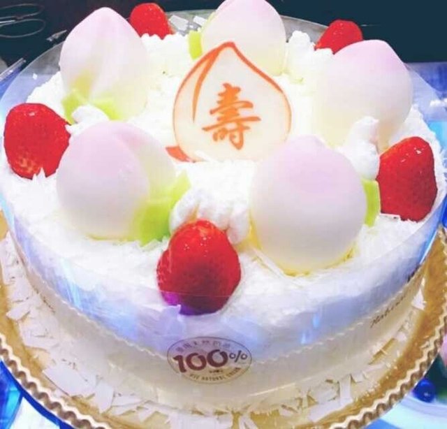 寿桃蛋糕