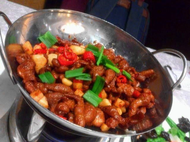 微辣，肥肠分量很足。