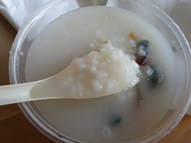 皮蛋瘦肉粥