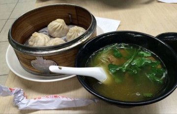 鸿瑞兴小笼