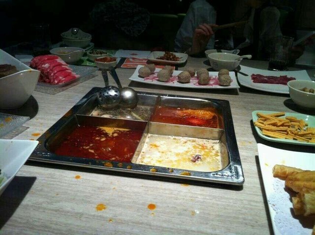 四格锅底