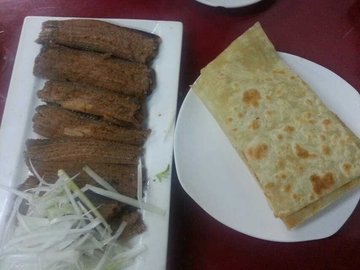 烙饼卷带鱼