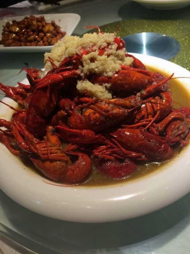 蒜香龙虾