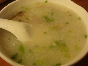 蔬菜鸡肉粥