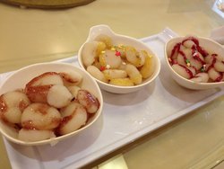 三色马蹄