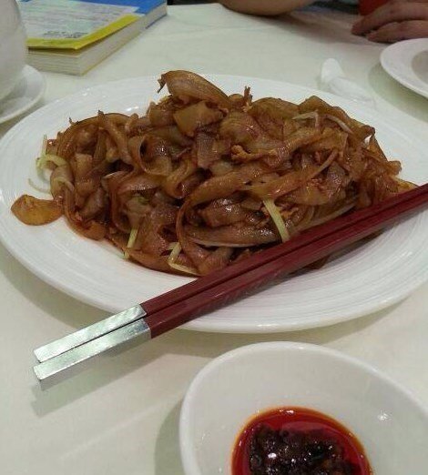 榨菜鸡蛋炒河粉