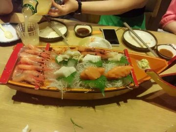 刺身拼盘
