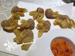 辣鸡汁炸云吞