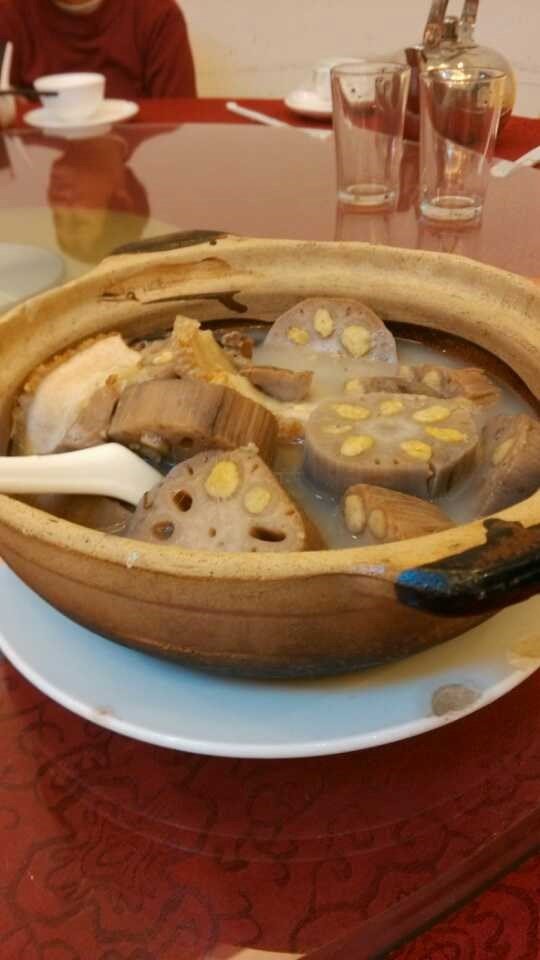 花肉莲藕煲