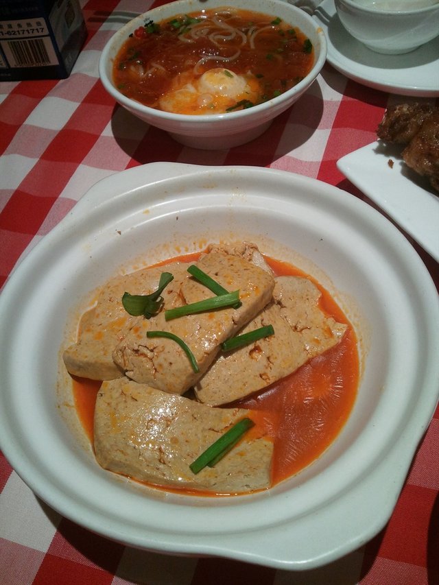 老汤炖豆腐