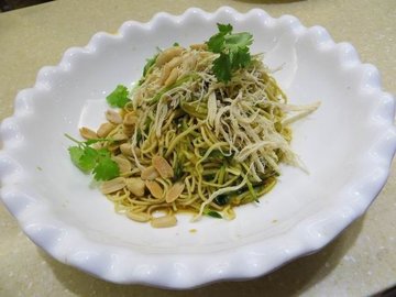 鸡丝凉面