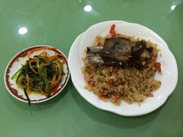 羊肉抓饭