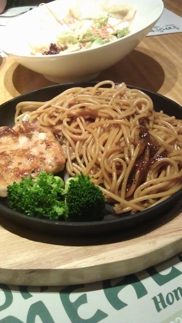 铁板杂扒+意粉