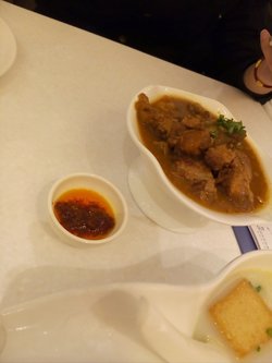 咖喱牛腩
