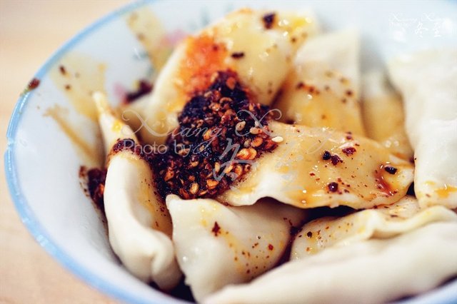 红油水饺