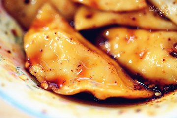 红油水饺