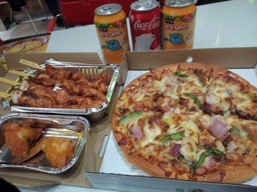 核桃仁烤鸡比萨套餐