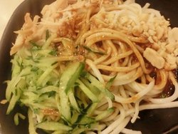 鸡丝凉面