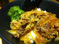 肥牛盖饭