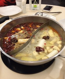 滋补鸳鸯锅