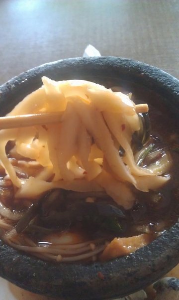 砂锅面
