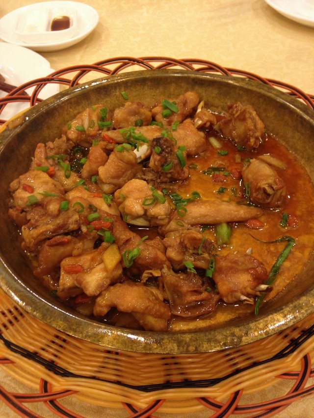 顺德红葱头蒸鸡