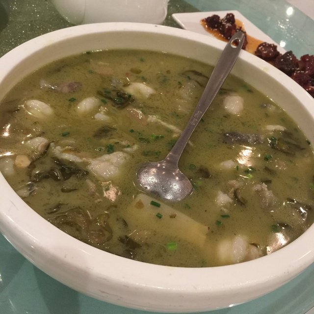 酸菜江团