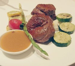 菲力牛排