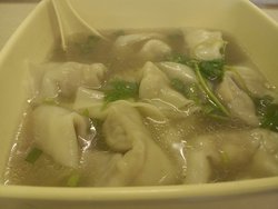 蛋黄鲜肉馄饨