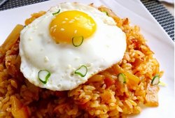 辣白菜炒饭