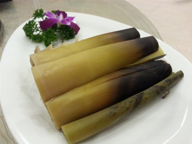 手剥笋