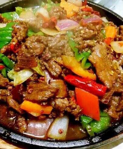铁板回锅肉