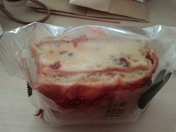 丹麦蔓越莓面包