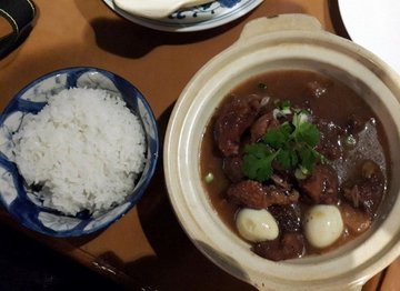 焦糖猪肉配米饭