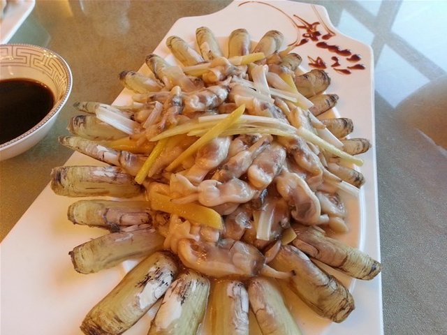 葱油炒竹蛏子