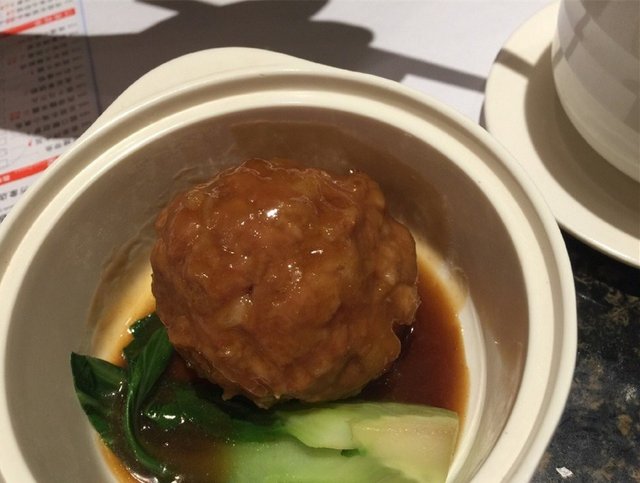 红烧狮子头