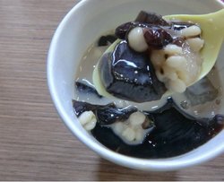红豆薏米烧仙草