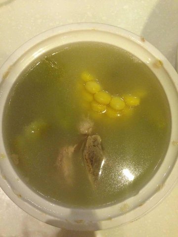 玉米排骨汤