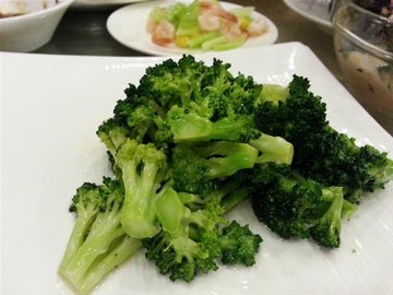 清炒西兰花