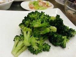 清炒西兰花
