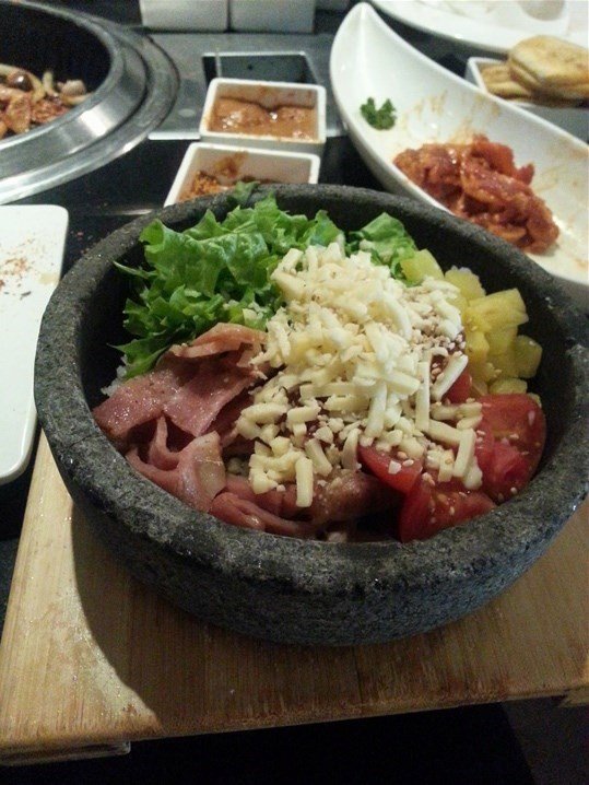芝士培根石锅饭
