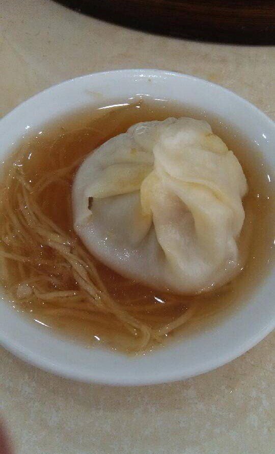 蟹粉鲜肉汤包