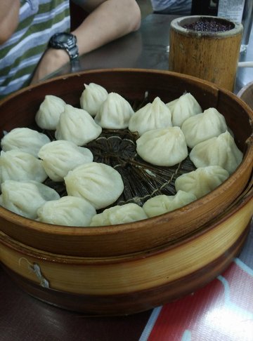 鲜肉小笼