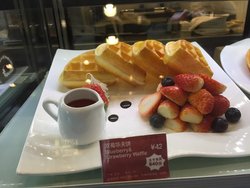 双莓华夫饼