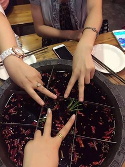 九宫格锅底