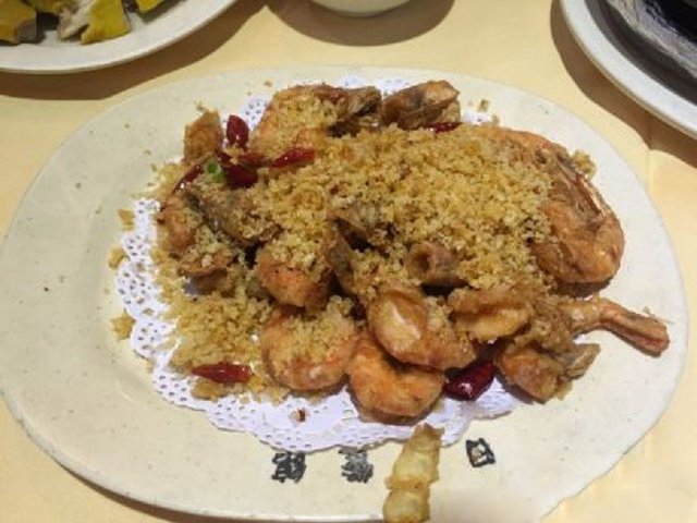 避风塘中虾