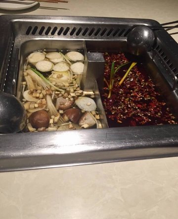鸳鸯火锅